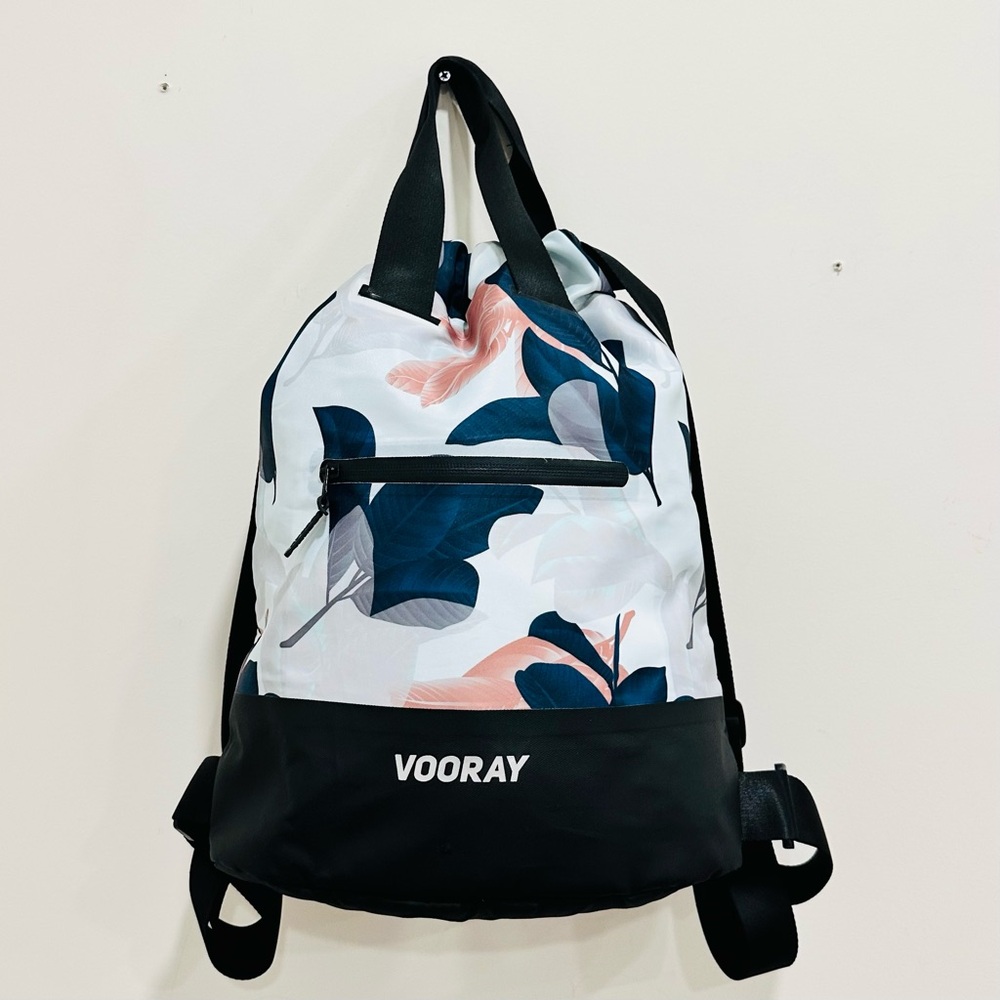 VOORAY Lightweight Stride Cinch‎ Backpack - Black White